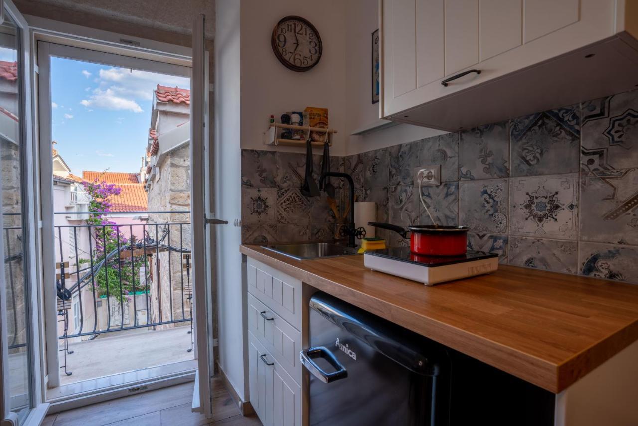 Old Town Makarska Apartments - Central Square Εξωτερικό φωτογραφία